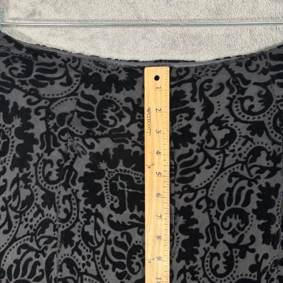 Jones New York A-Line Midi Skirt Size 10 Black Velvet Burnout Damask Gothic Y2K - Picture 10 of 12